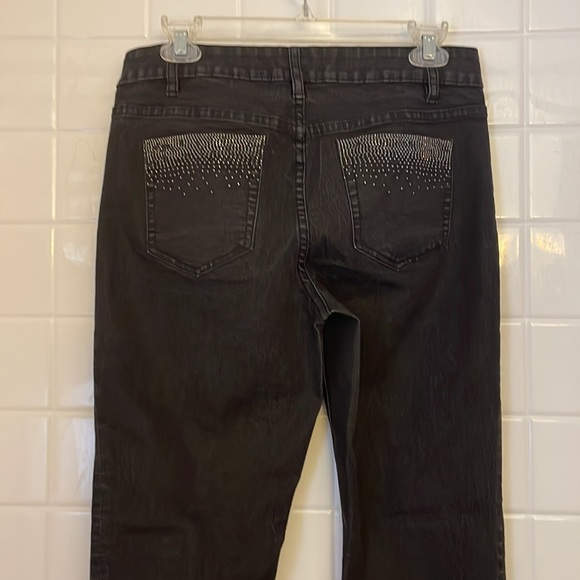 Cache black jeggings jeans, size 6. Zipped ankles, , rhinestones back pockets. - Picture 15 of 16